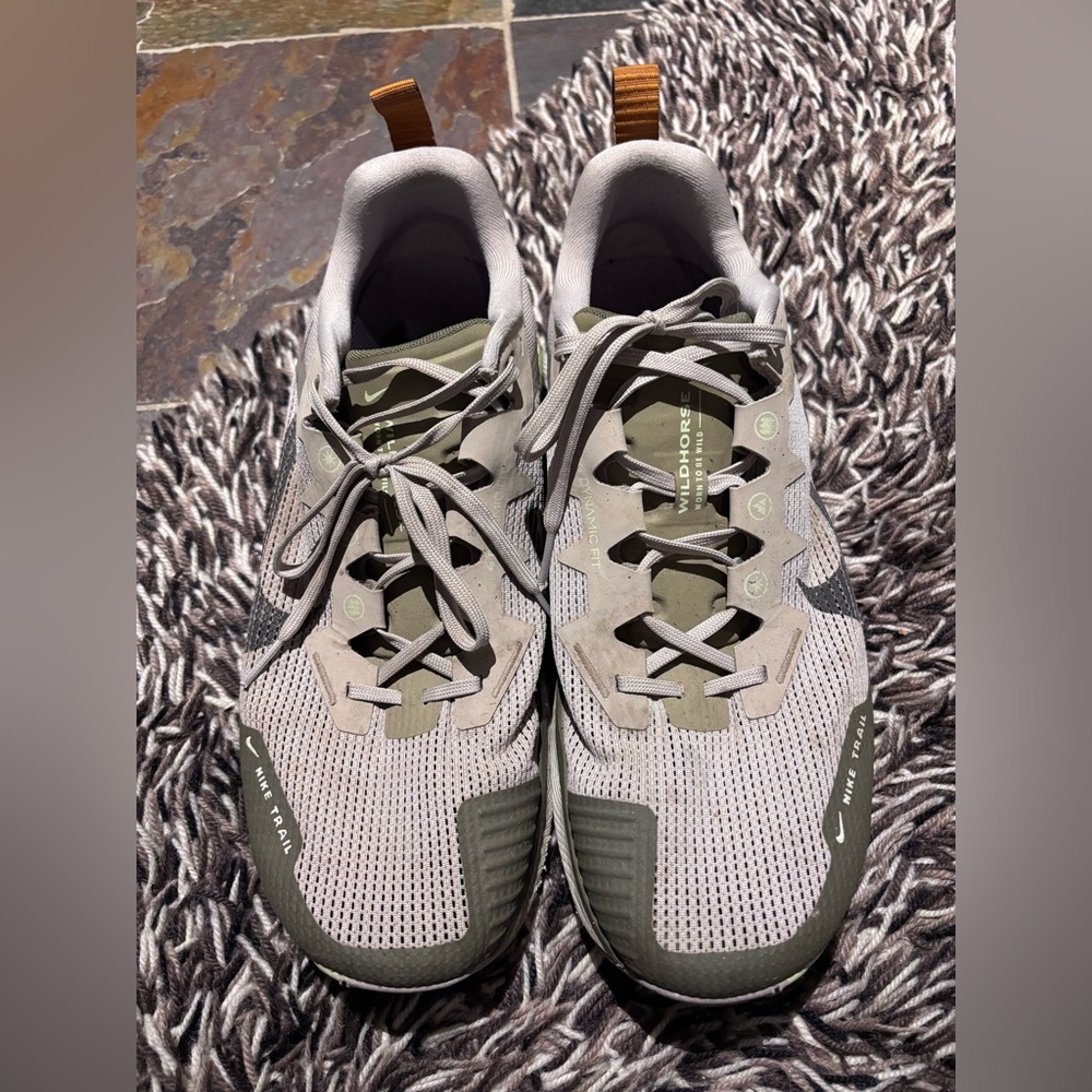 Nike Wildhorse 8 "Light Iron Ore" DR2686-009